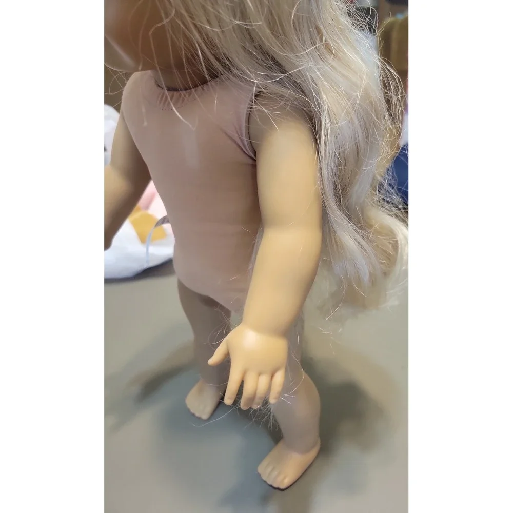 American Girl Doll Caroline Abbott 2012 Edition Long blonde Hair green eyes